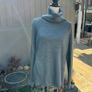 Lulu Lemon grey sweater with cowl neck and kangaroo pocket…..like new size 10